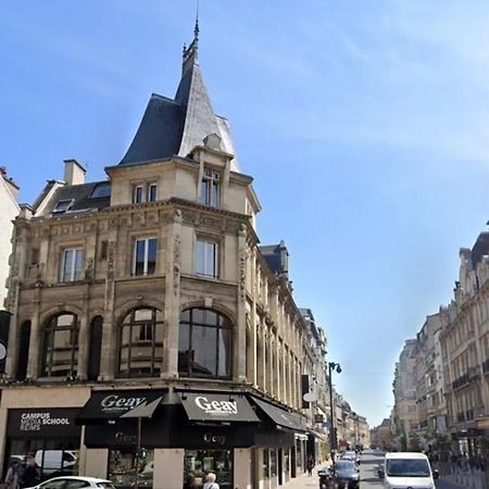 Lux Cathedrale Apartment Реймс Екстериор снимка